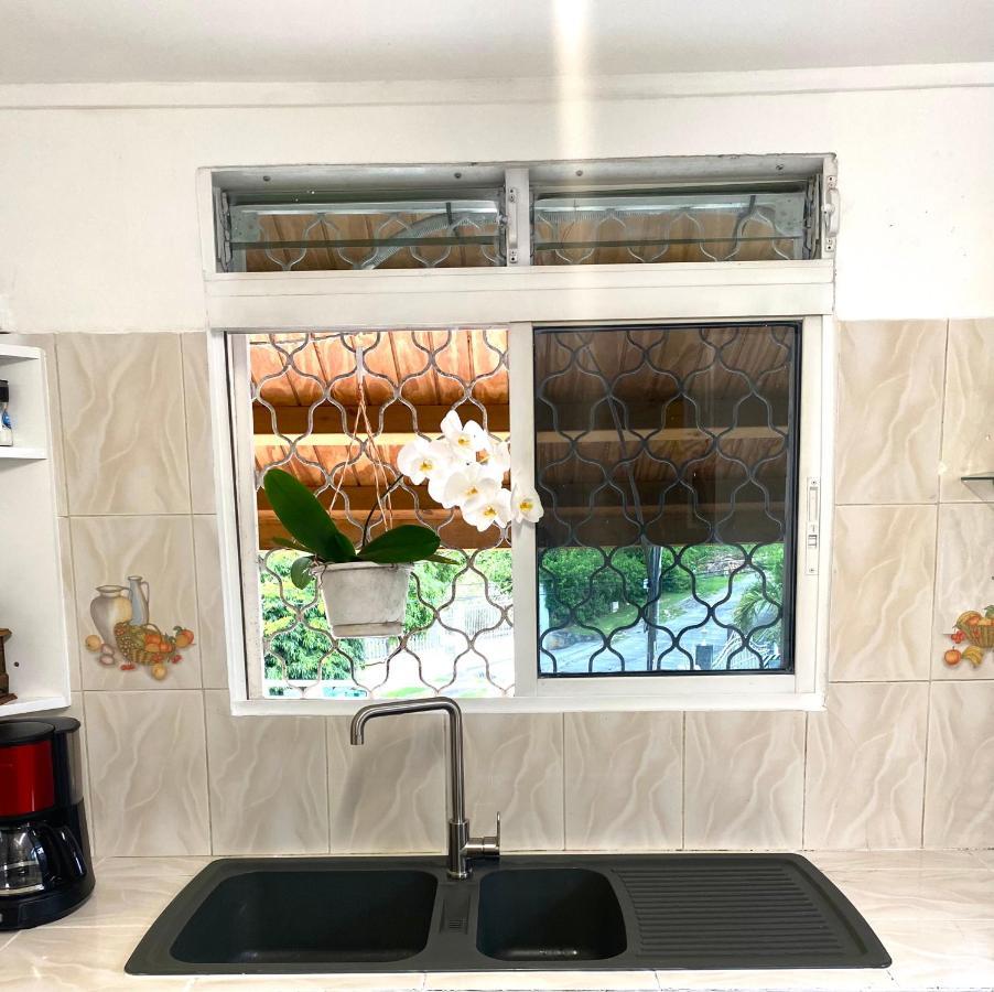 Maison Creole Authentique Le Gosier  Bagian luar foto